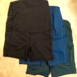 3 Small Senita 5” maternity shorts
